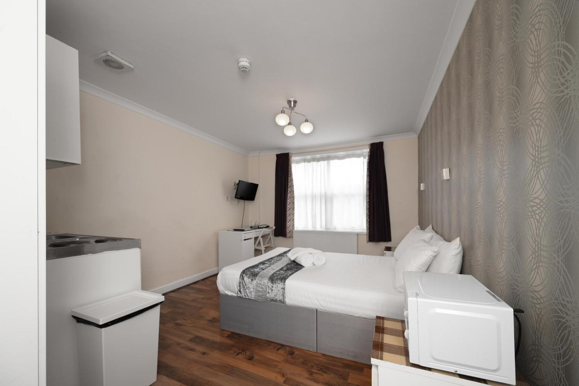 Flexistay Tulsi Aparthotel Croydon Exterior photo
